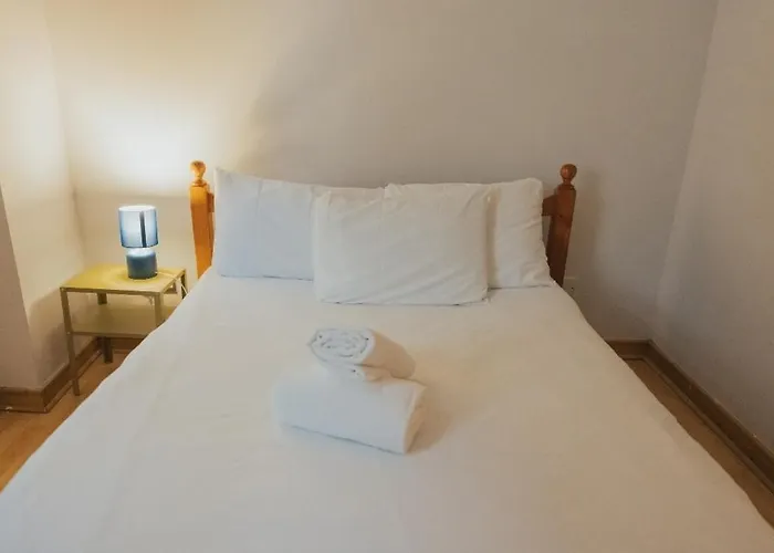 2 Bed Renfield St City Center